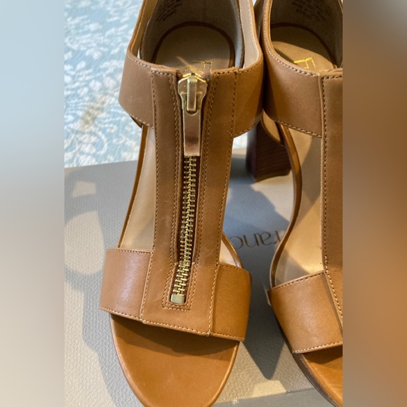 Womens heels - Picture 10 of 14